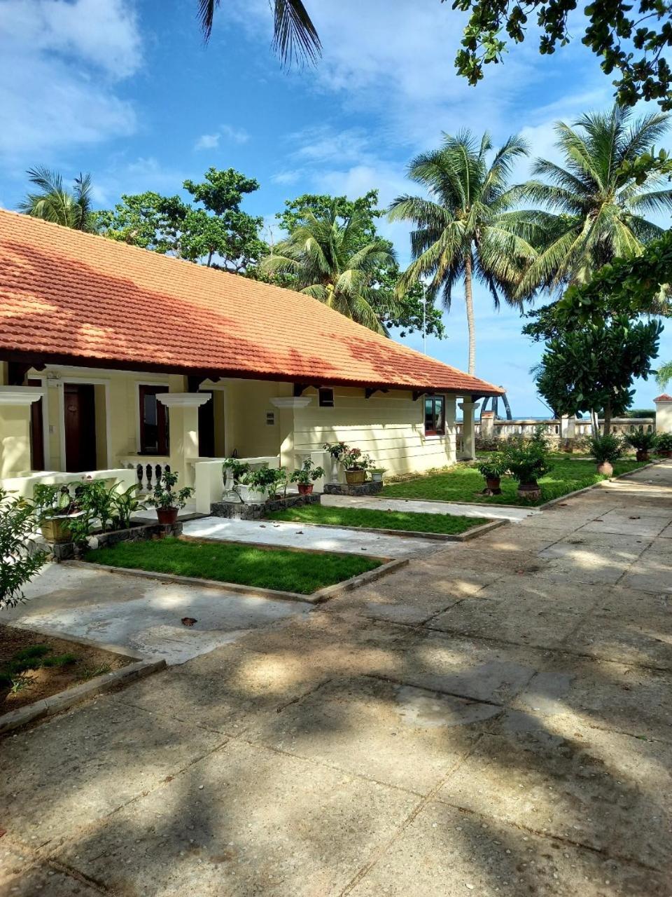 Sai Gon Con Dao Resort Exterior photo